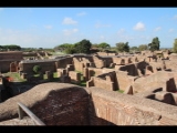 03895 ostia - regio i - insula iv - domus di giove e ganimede (i,iv,2) - blick von der dachterasse ri nordwesten - ri cardo maximus.jpg